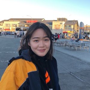 Meet your Posher, Monica